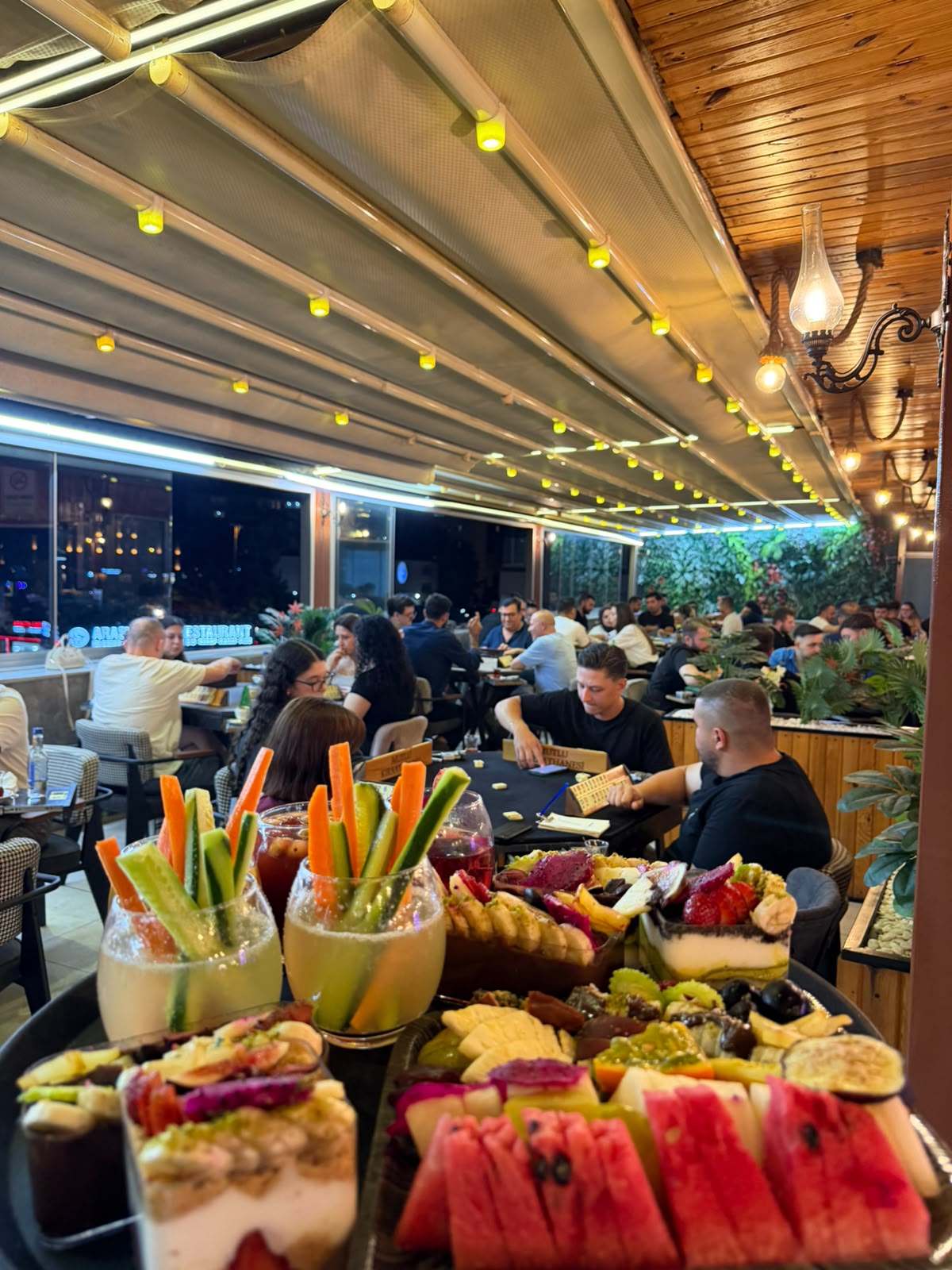 Mutlu Kıraathanesi Atmosfer